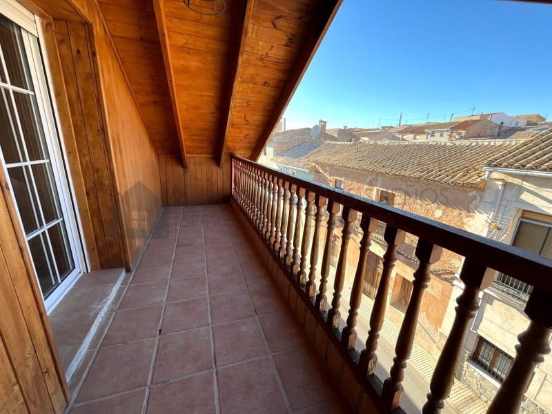5 soverom Hus til salgs i Pinoso med garasje - € 345 000 (Ref: 9847479)