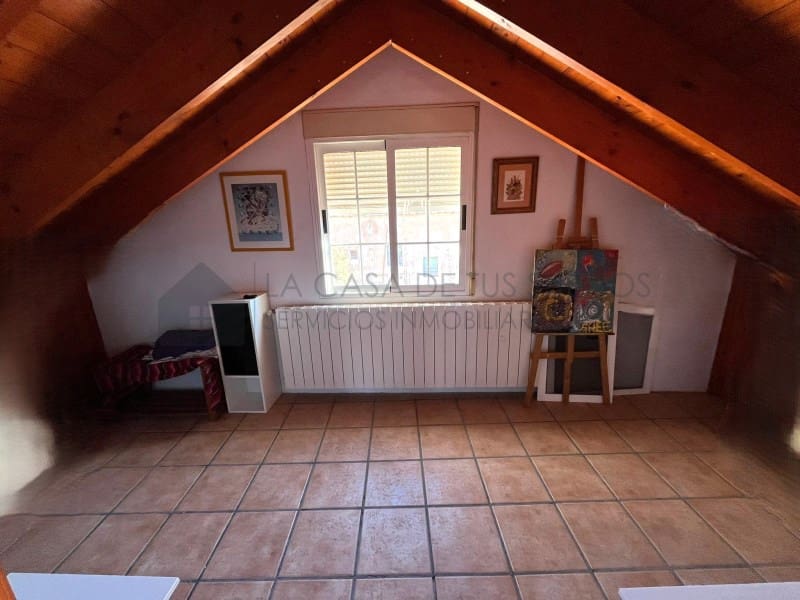 5 soverom Hus til salgs i Pinoso med garasje - € 345 000 (Ref: 9847479)