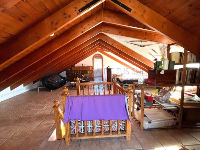 5 soverom Hus til salgs i Pinoso med garasje - € 345 000 (Ref: 9847479)