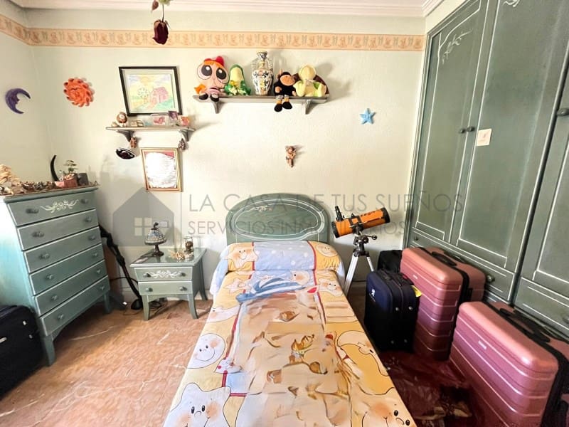 5 soverom Hus til salgs i Pinoso med garasje - € 345 000 (Ref: 9847479)
