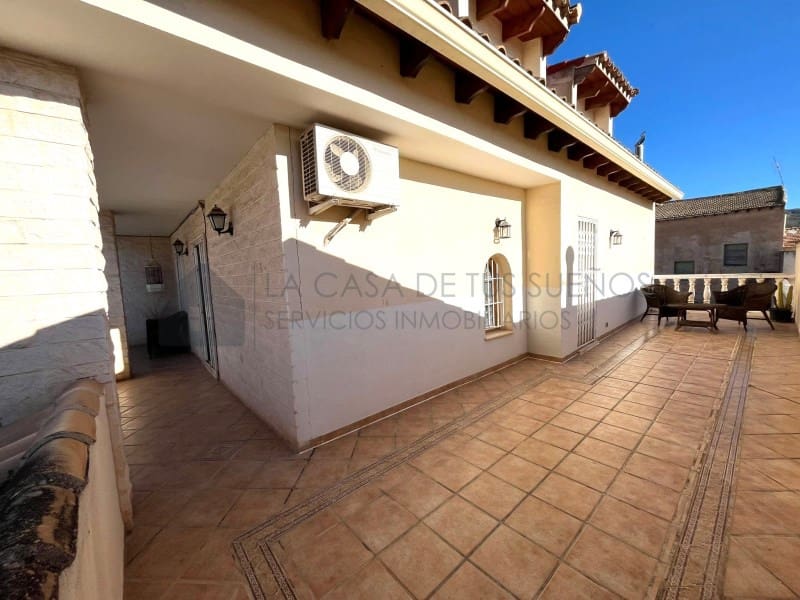 5 soverom Hus til salgs i Pinoso med garasje - € 345 000 (Ref: 9847479)