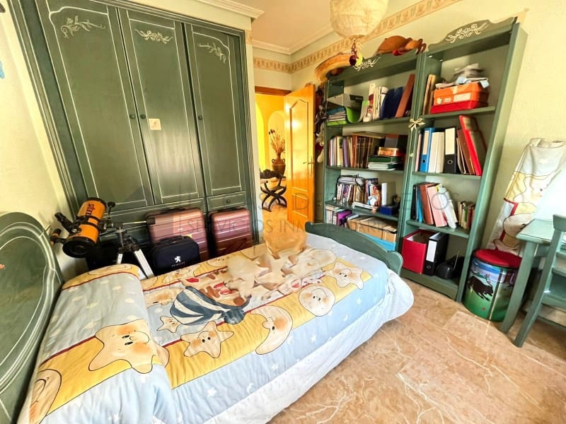 5 soverom Hus til salgs i Pinoso med garasje - € 345 000 (Ref: 9847479)