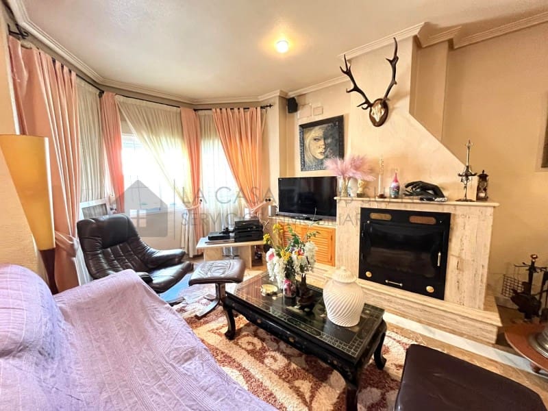 5 soverom Hus til salgs i Pinoso med garasje - € 345 000 (Ref: 9847479)