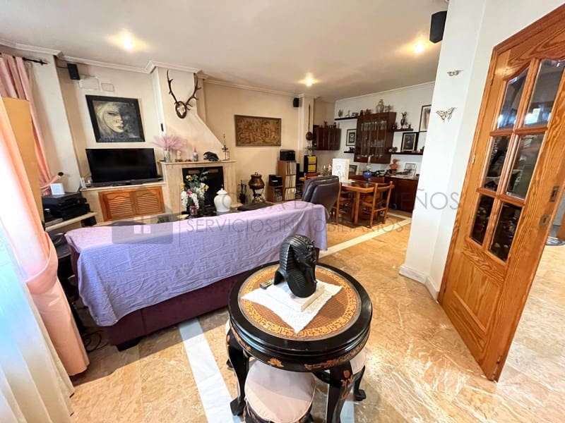 5 soverom Hus til salgs i Pinoso med garasje - € 345 000 (Ref: 9847479)