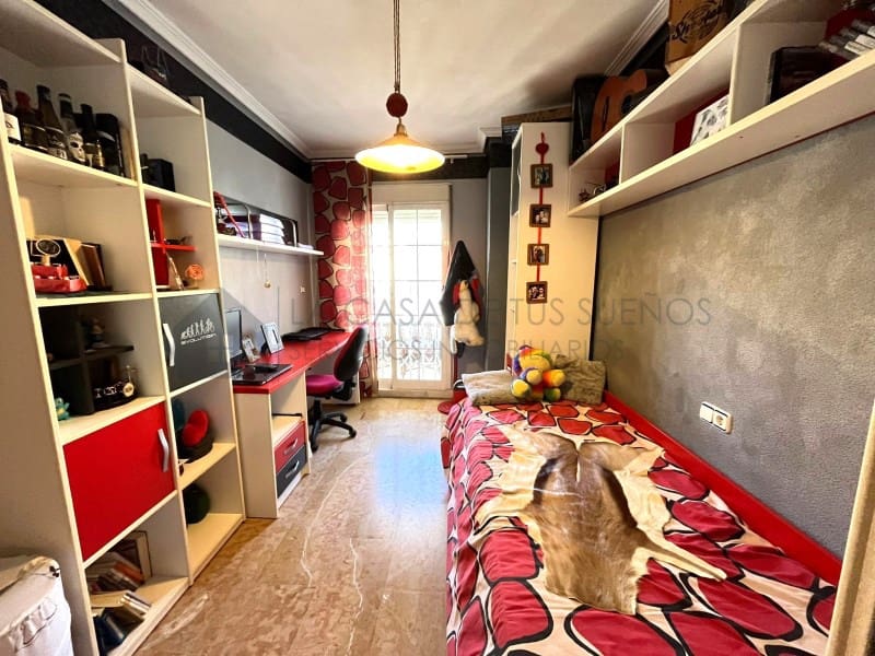 5 soverom Hus til salgs i Pinoso med garasje - € 345 000 (Ref: 9847479)
