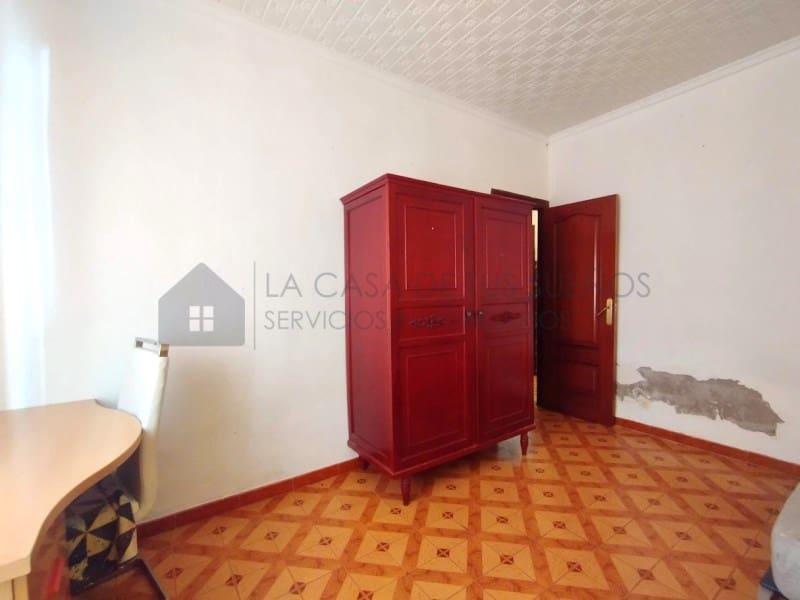3 bedroom Flat for sale in Sax - € 69,900 (Ref: 9847480)
