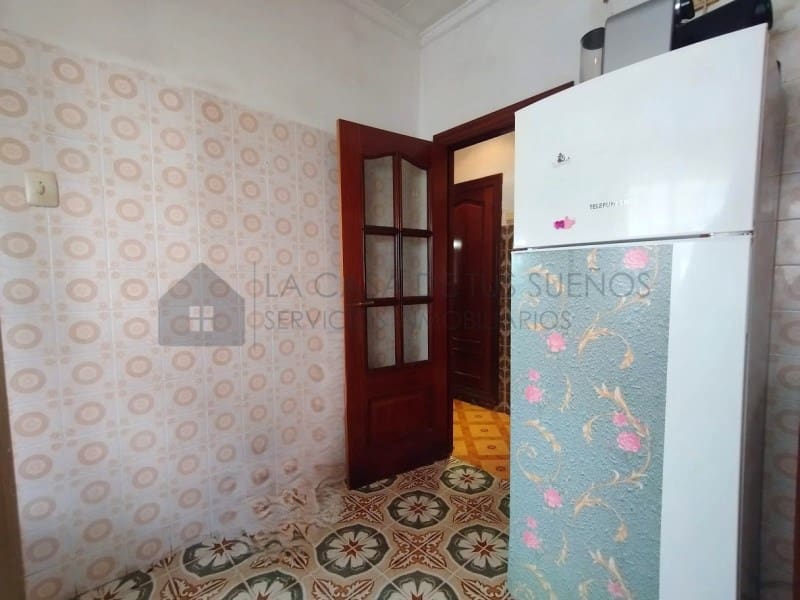 3 bedroom Flat for sale in Sax - € 69,900 (Ref: 9847480)