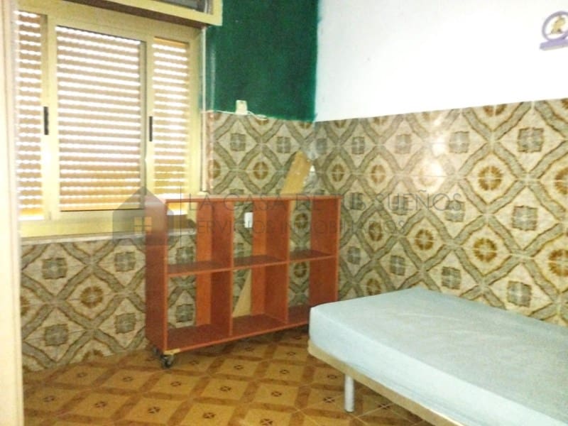 3 bedroom Flat for sale in Sax - € 69,900 (Ref: 9847480)