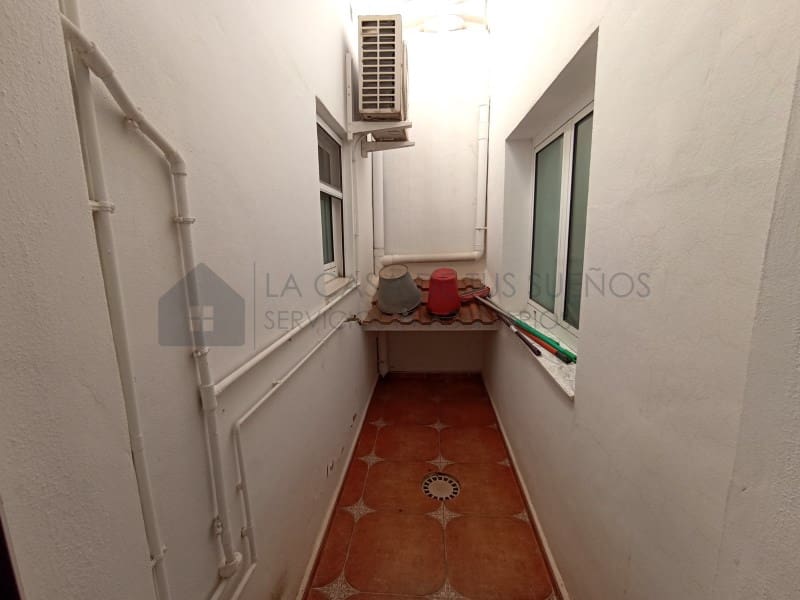 5 quarto Casa em Banda para venda em Sax com garagem - 233 000 € (Ref: 9847481)