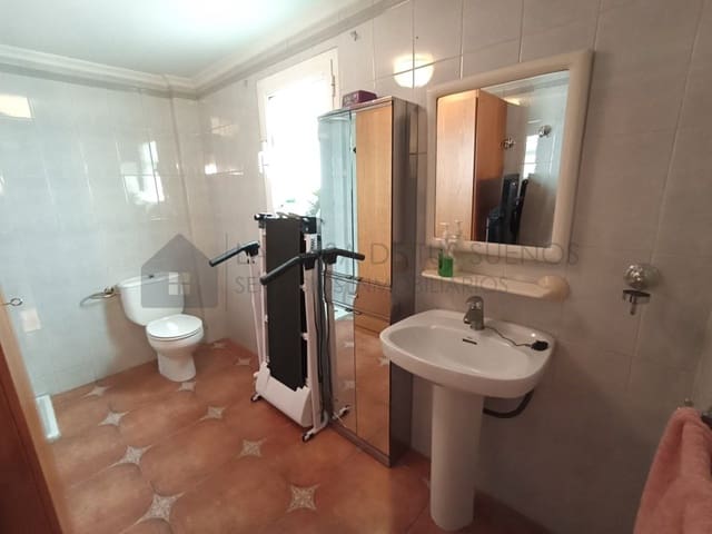 5 quarto Casa em Banda para venda em Sax com garagem - 233 000 € (Ref: 9847481)
