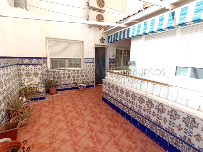 5 quarto Casa em Banda para venda em Sax com garagem - 233 000 € (Ref: 9847481)