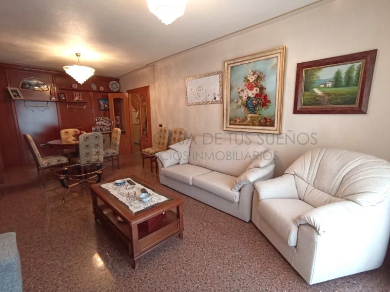 5 quarto Casa em Banda para venda em Sax com garagem - 233 000 € (Ref: 9847481)