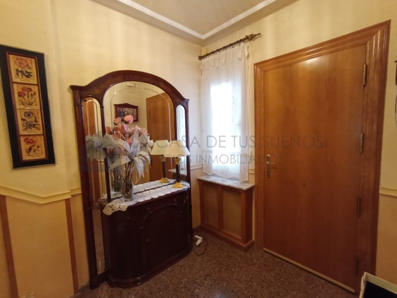 5 quarto Casa em Banda para venda em Sax com garagem - 233 000 € (Ref: 9847481)