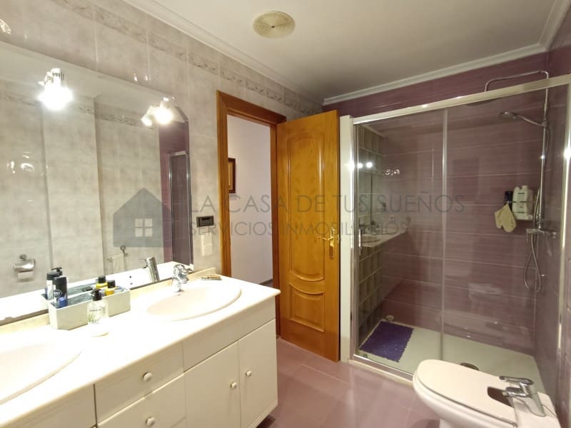 5 quarto Casa em Banda para venda em Sax com garagem - 233 000 € (Ref: 9847481)