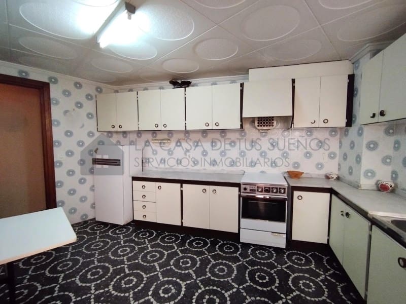 4 slaapkamer Flat te koop in Sax - € 124.900 (Ref: 9847482)