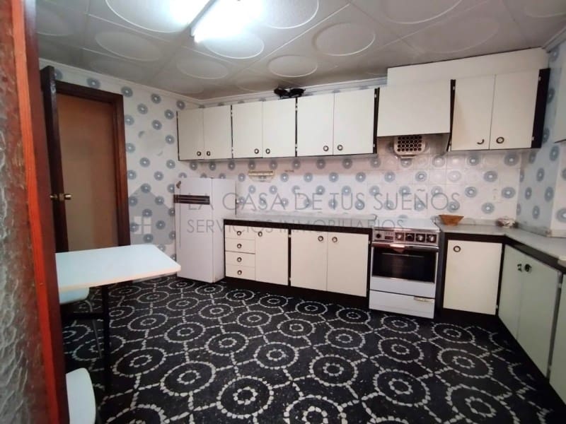4 slaapkamer Flat te koop in Sax - € 124.900 (Ref: 9847482)