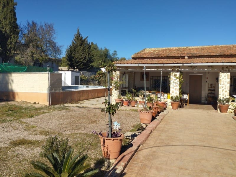 4 soveværelse Finca/Landehus til salg i Sax - € 185.000 (Ref: 9847483)