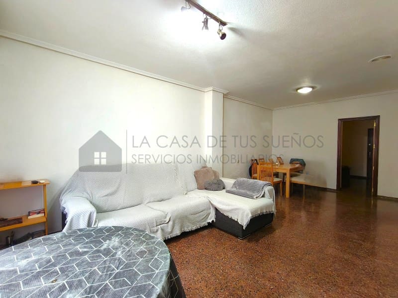 5 bedroom Townhouse for sale in Elda - € 230,000 (Ref: 9847484)