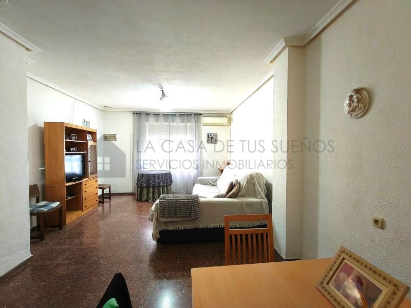 5 bedroom Townhouse for sale in Elda - € 230,000 (Ref: 9847484)