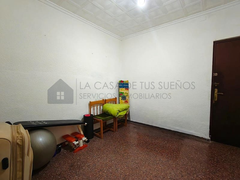 5 bedroom Townhouse for sale in Elda - € 230,000 (Ref: 9847484)