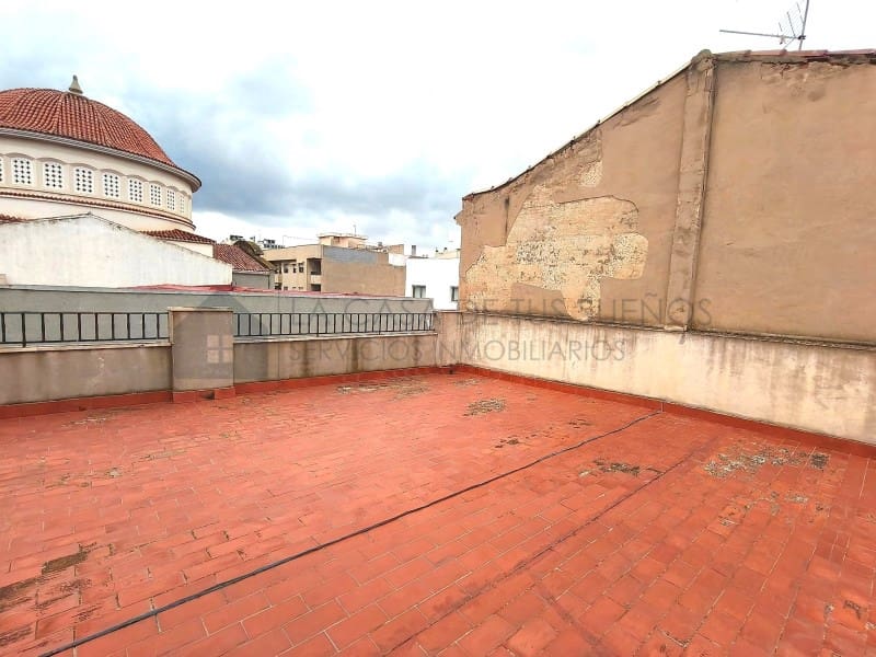 5 bedroom Townhouse for sale in Elda - € 230,000 (Ref: 9847484)