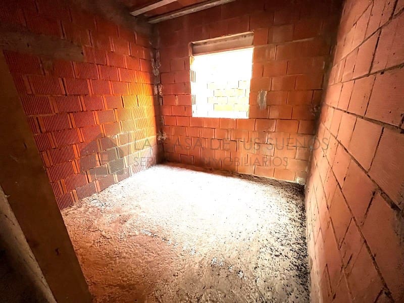 5 bedroom Finca/Country House for sale in Salinas - € 157,000 (Ref: 9847485)