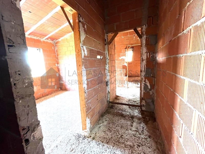 5 bedroom Finca/Country House for sale in Salinas - € 157,000 (Ref: 9847485)