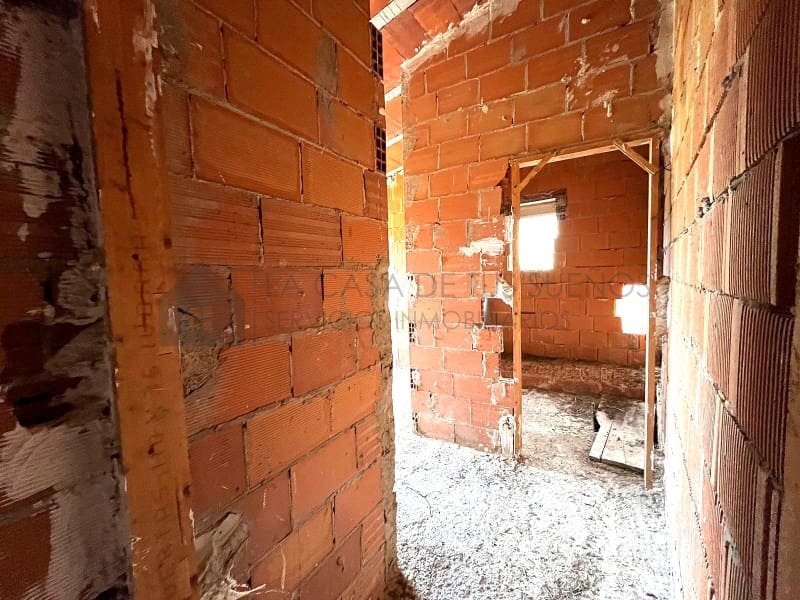 5 bedroom Finca/Country House for sale in Salinas - € 157,000 (Ref: 9847485)