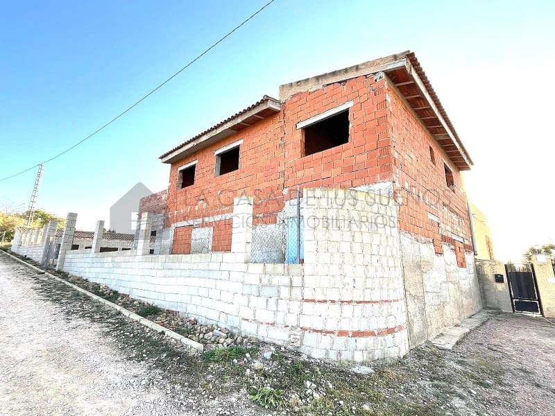 5 bedroom Finca/Country House for sale in Salinas - € 157,000 (Ref: 9847485)