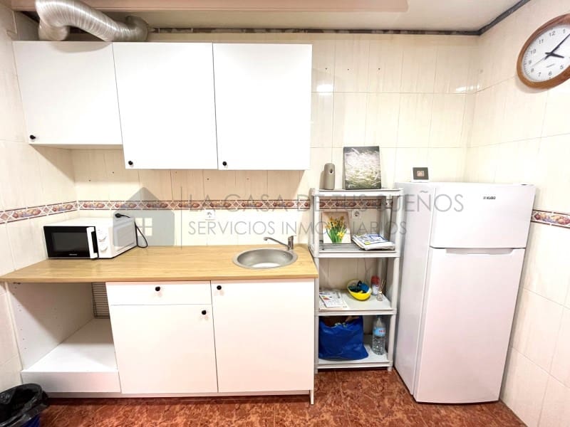 2 bedroom Townhouse for sale in Salinas with garage - € 99,000 (Ref: 9847486)