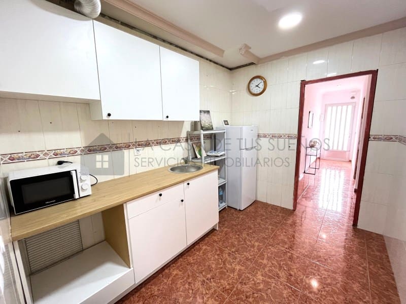 2 bedroom Townhouse for sale in Salinas with garage - € 99,000 (Ref: 9847486)
