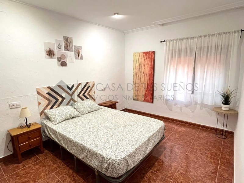 2 bedroom Townhouse for sale in Salinas with garage - € 99,000 (Ref: 9847486)
