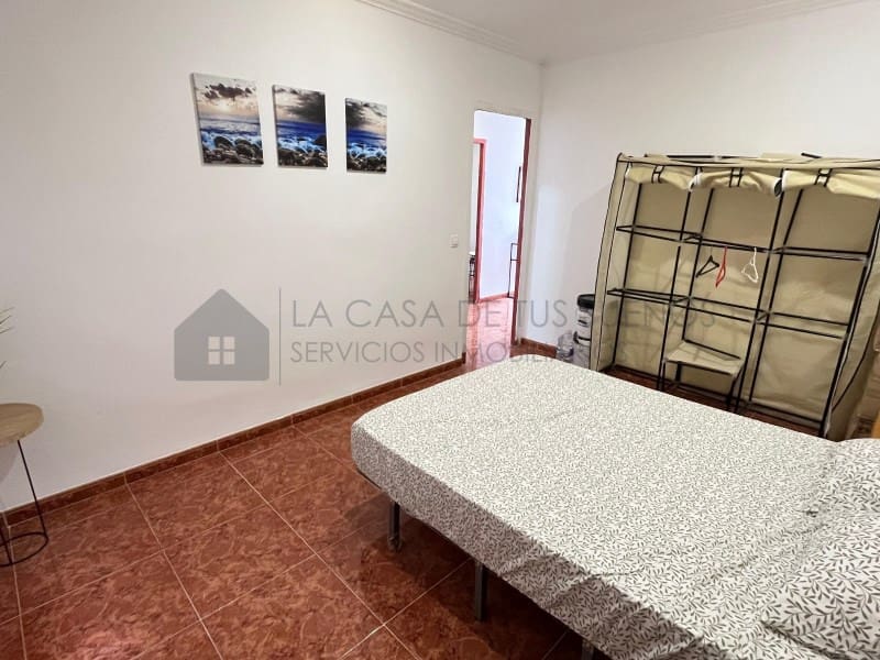 2 bedroom Townhouse for sale in Salinas with garage - € 99,000 (Ref: 9847486)