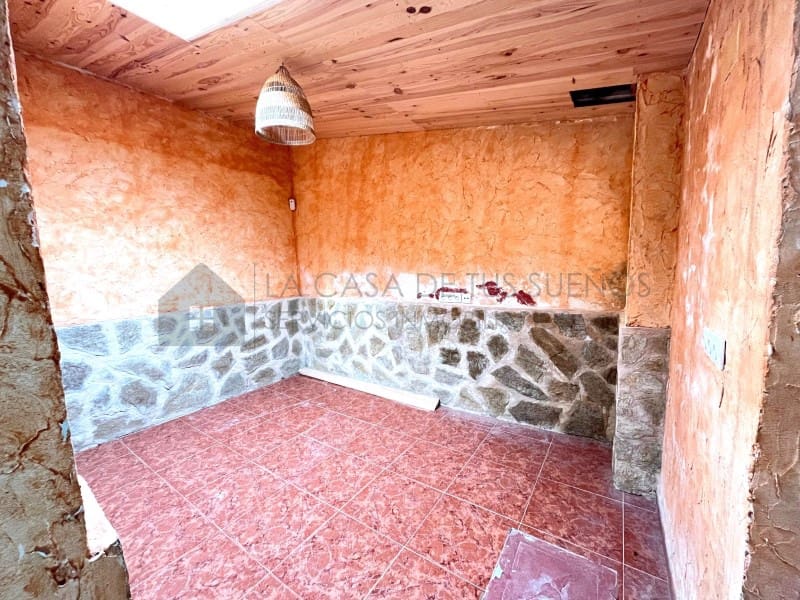 2 bedroom Townhouse for sale in Salinas with garage - € 99,000 (Ref: 9847486)