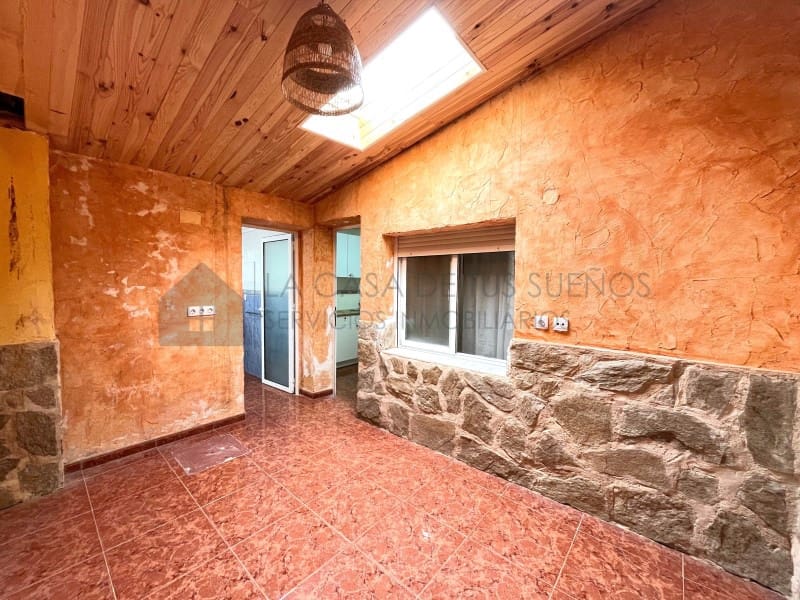 2 bedroom Townhouse for sale in Salinas with garage - € 99,000 (Ref: 9847486)