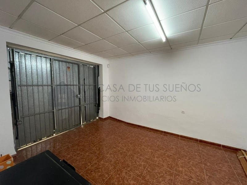 2 bedroom Townhouse for sale in Salinas with garage - € 99,000 (Ref: 9847486)