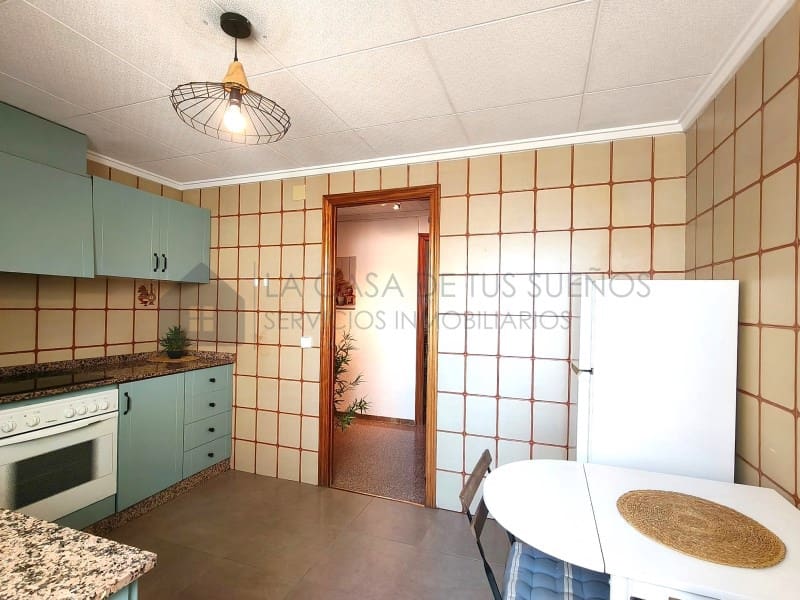 4 bedroom Flat for sale in Sax - € 87,700 (Ref: 9849338)