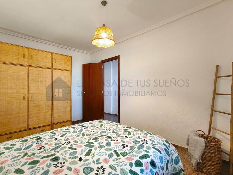 4 bedroom Flat for sale in Sax - € 87,700 (Ref: 9849338)