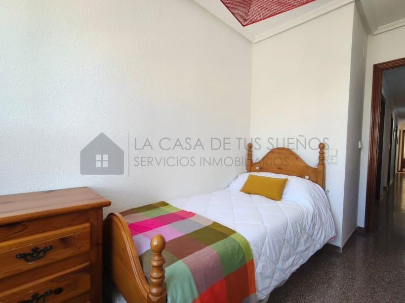 4 bedroom Flat for sale in Sax - € 87,700 (Ref: 9849338)