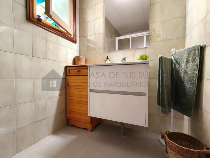 4 bedroom Flat for sale in Sax - € 87,700 (Ref: 9849338)