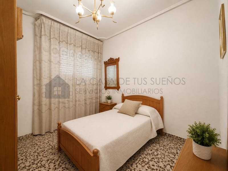 4 slaapkamer Flat te koop in Sax - € 97.000 (Ref: 9868434)