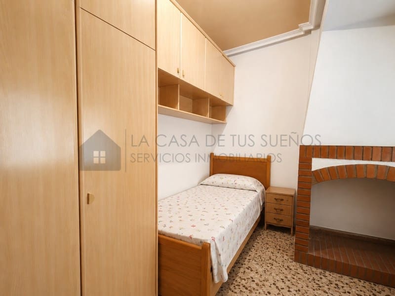 4 slaapkamer Flat te koop in Sax - € 97.000 (Ref: 9868434)