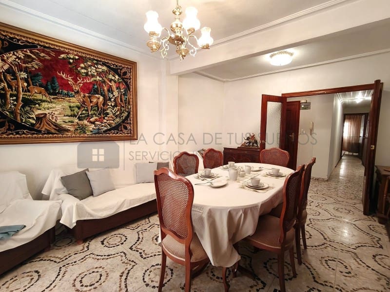4 slaapkamer Flat te koop in Sax - € 97.000 (Ref: 9868434)