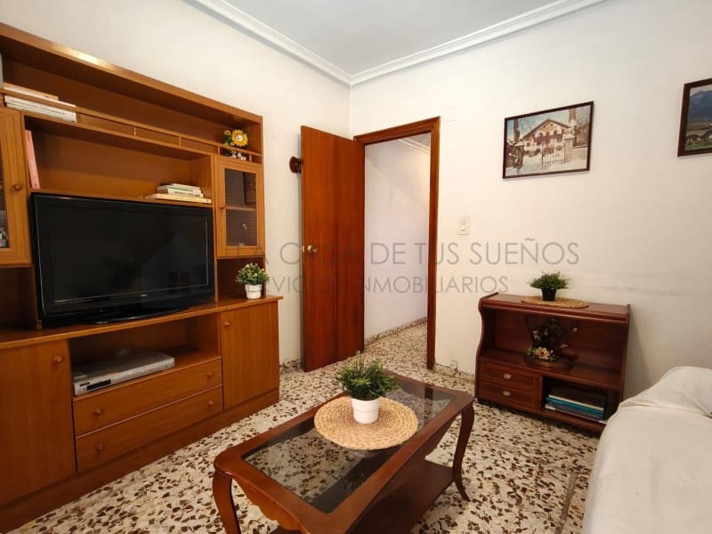 4 slaapkamer Flat te koop in Sax - € 97.000 (Ref: 9868434)