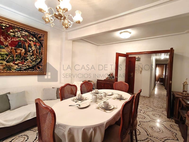 4 slaapkamer Flat te koop in Sax - € 97.000 (Ref: 9868434)
