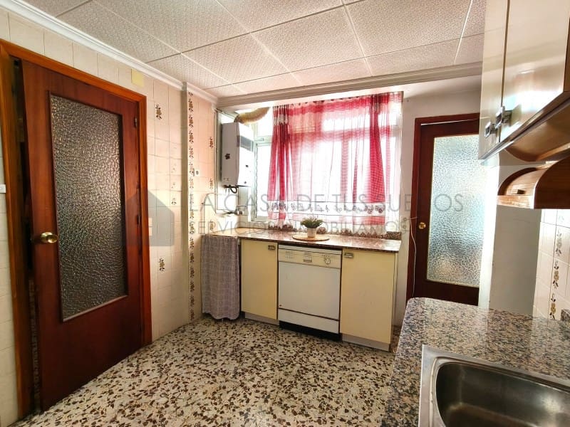 4 slaapkamer Flat te koop in Sax - € 97.000 (Ref: 9868434)
