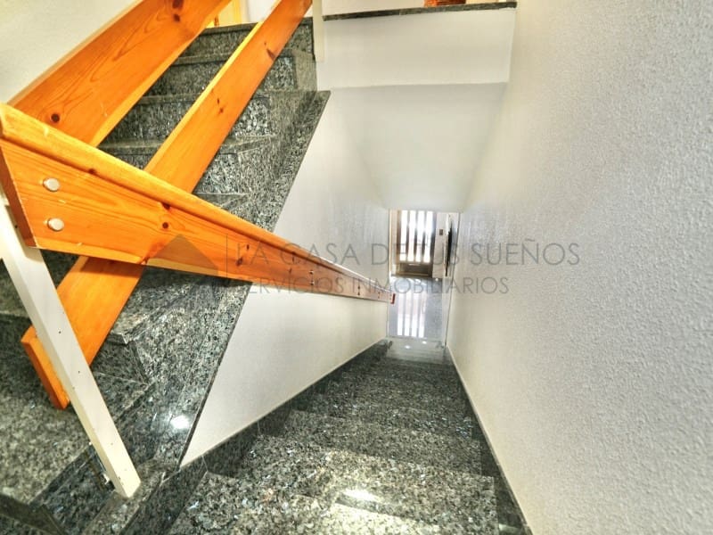 Casa de 3 habitaciones en Novelda en venta con garaje - 310.000 € (Ref: 9890022)
