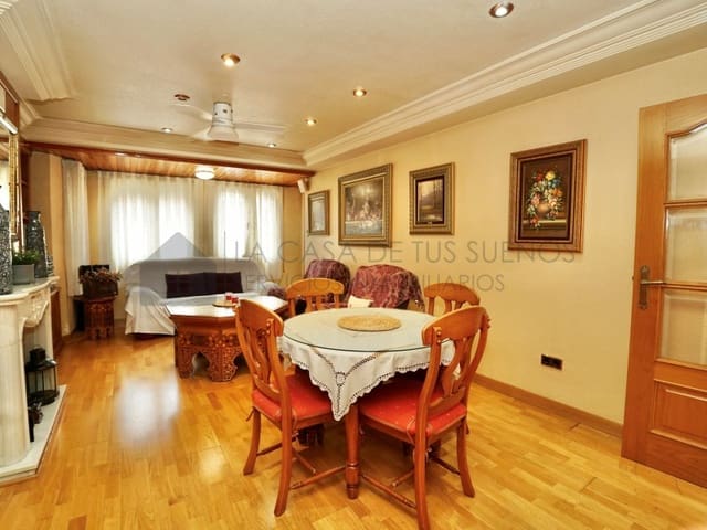 3 sypialnia Dom na sprzedaż w Novelda z garażem - 310 000 € (Ref: 9890022)