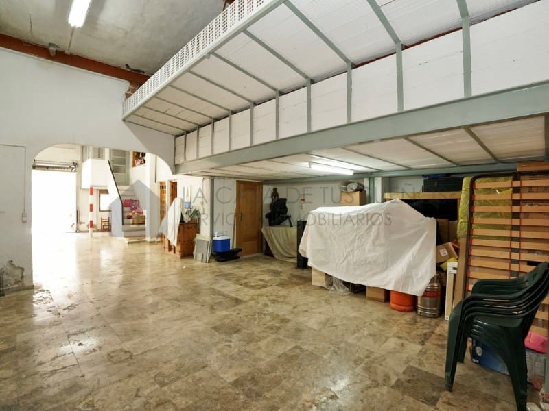 Casa de 3 habitaciones en Novelda en venta con garaje - 310.000 € (Ref: 9890022)
