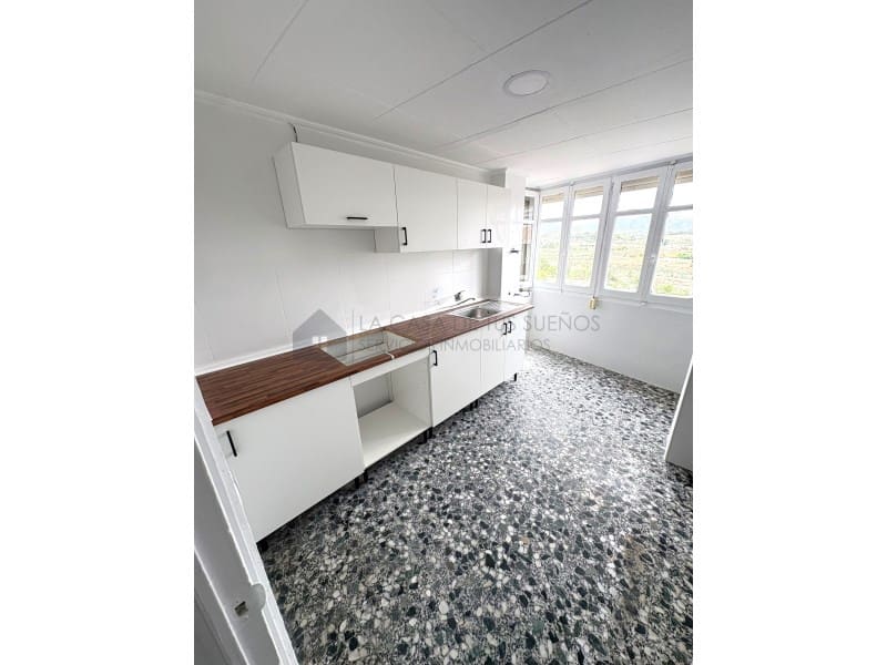 3 chambre Appartement à vendre à Sax - 67 700 € (Ref: 9899280)